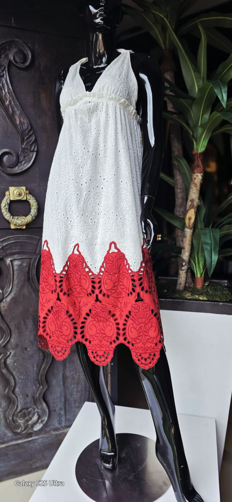EYELET LACE BORDER HEM DRESS