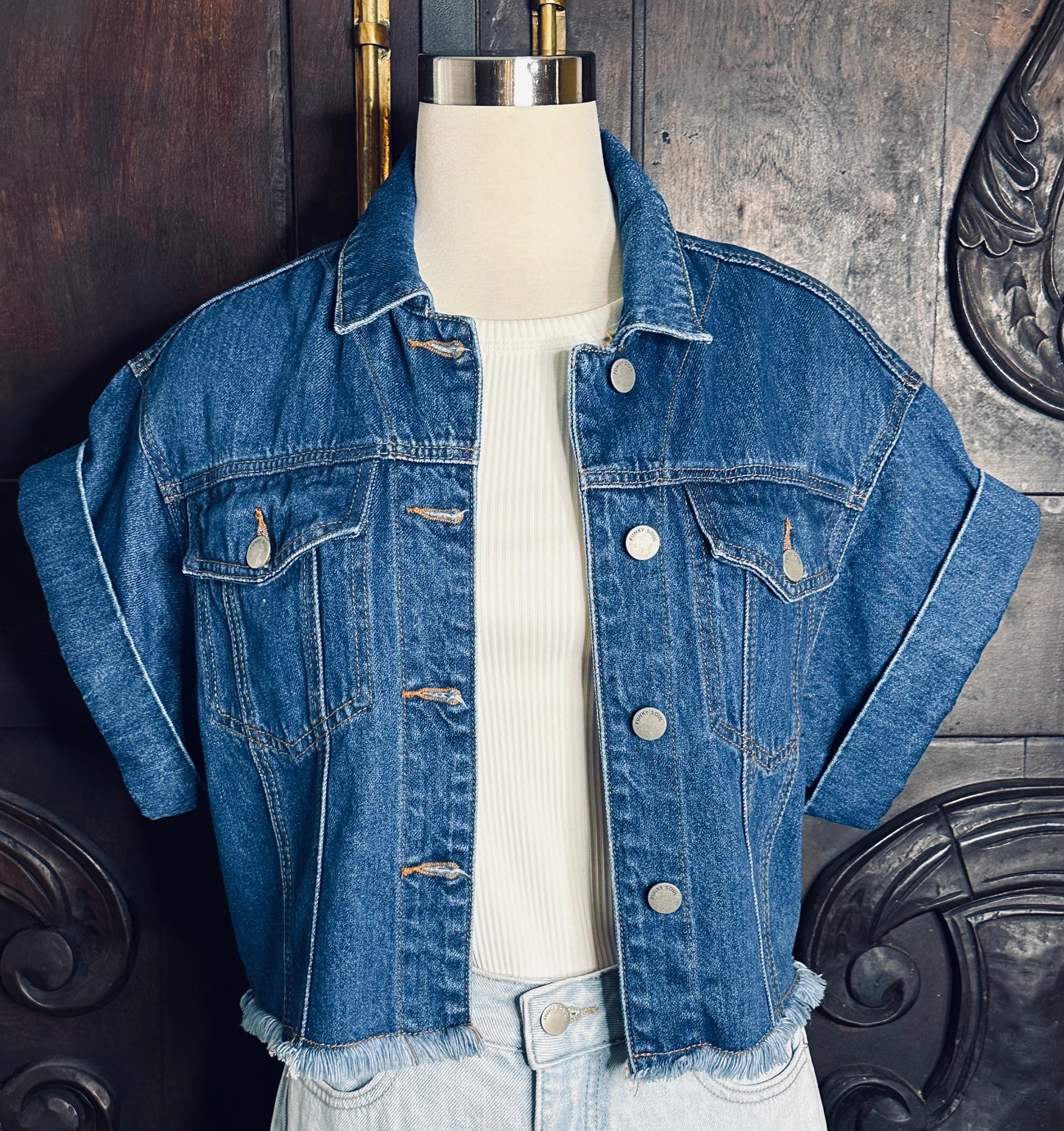 FUNKY SOUL MEDIUM WASH SHORT SLEEVE JEAN JACKET