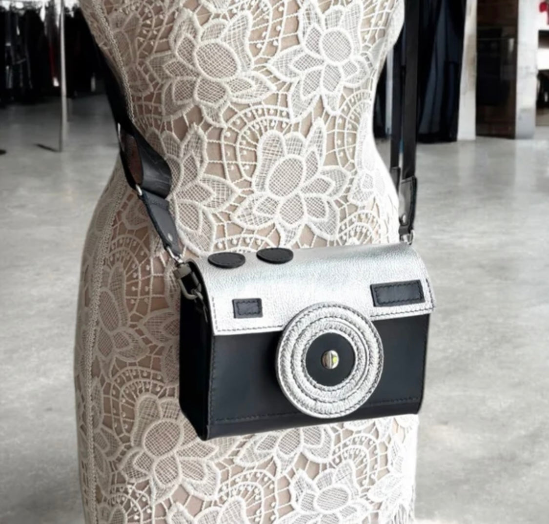 HANDMADE BLACK/SILVER LEATHER CAMERA SHAPED HANDBAG