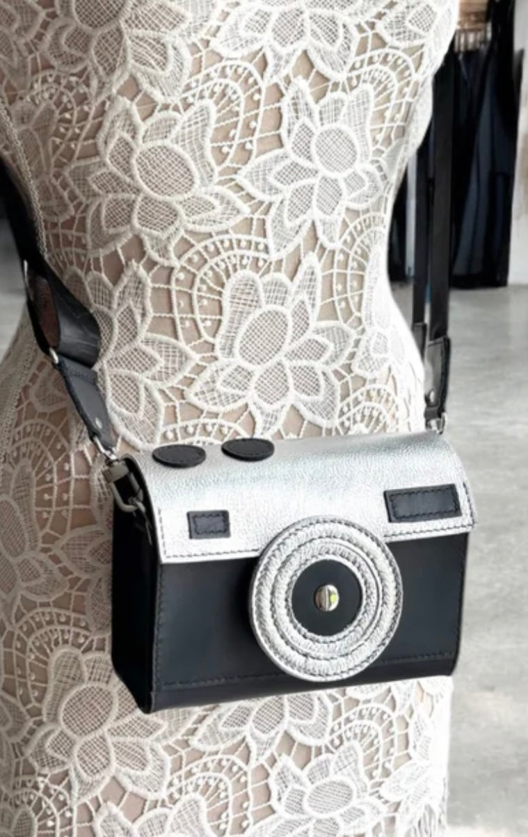 HANDMADE BLACK/SILVER LEATHER CAMERA SHAPED HANDBAG