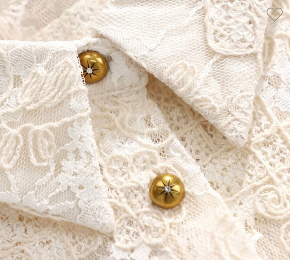 CROPPED EMBROIDERED GEOMETRIC MESH TOP