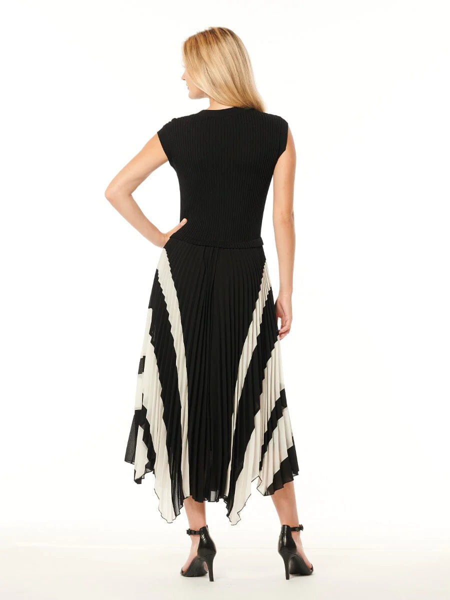 GRACIA SLEEVELESS MIXED MEDIA DRESS