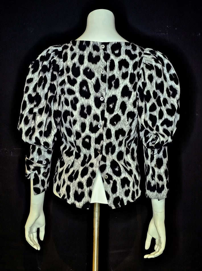 GRACIA PUFFED SLEEVE ANIMAL PRINT TOP