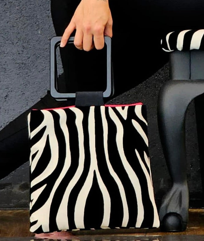 MOTA REVERSIBLE SQUARE HANDLE HANDBAG