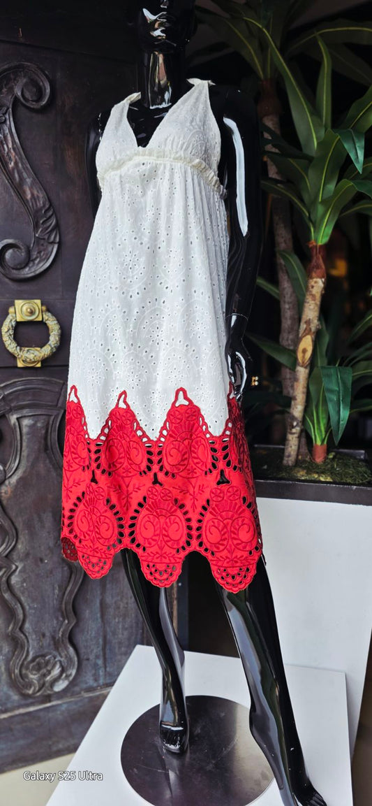 EYELET LACE BORDER HEM  DRESS