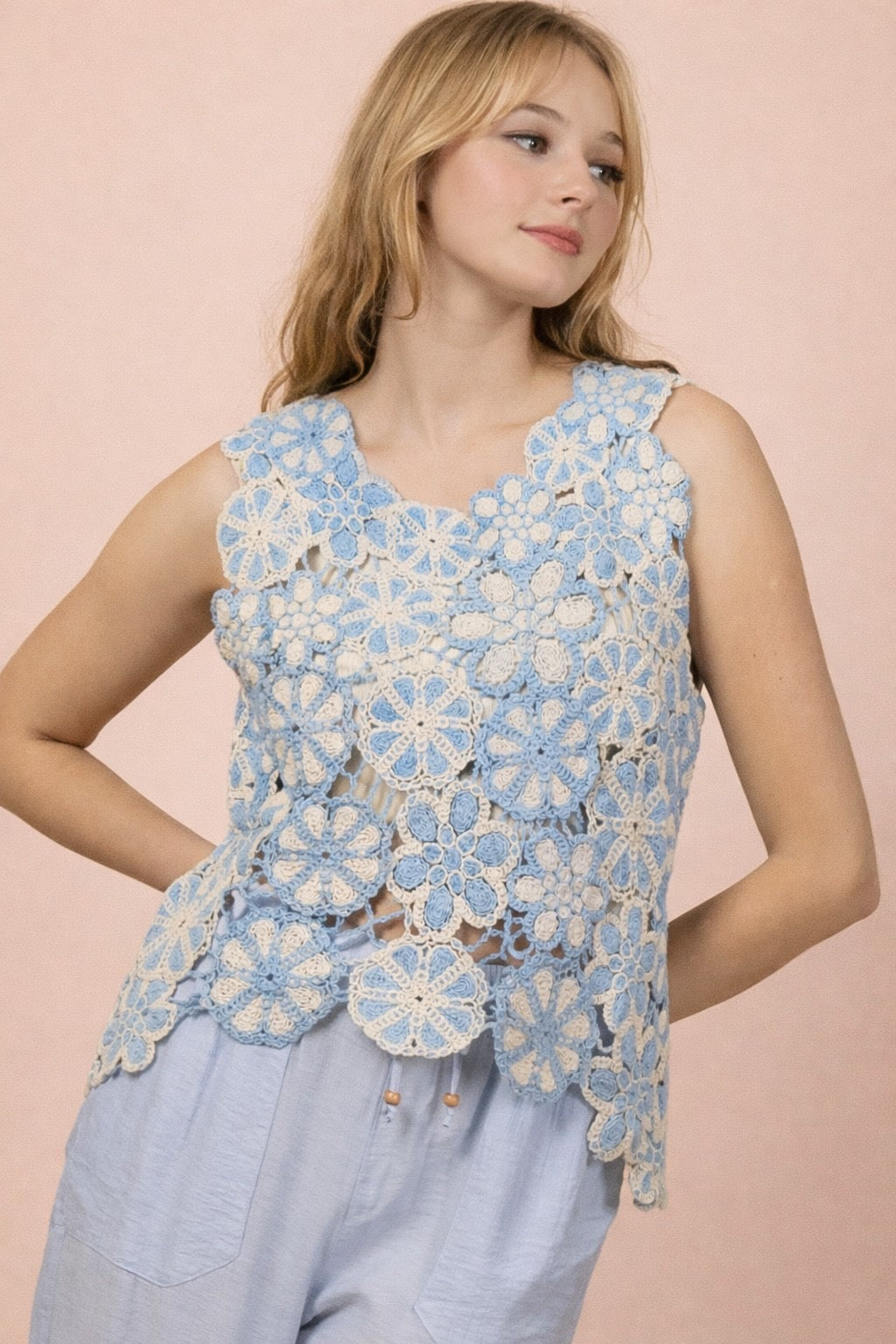 FLOWER CROCHET TANK TOP