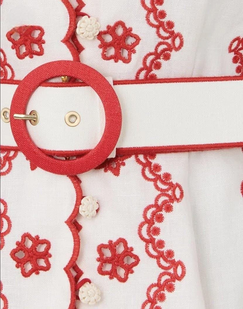 VESTIDO DE ENCAJE SIN MANGAS